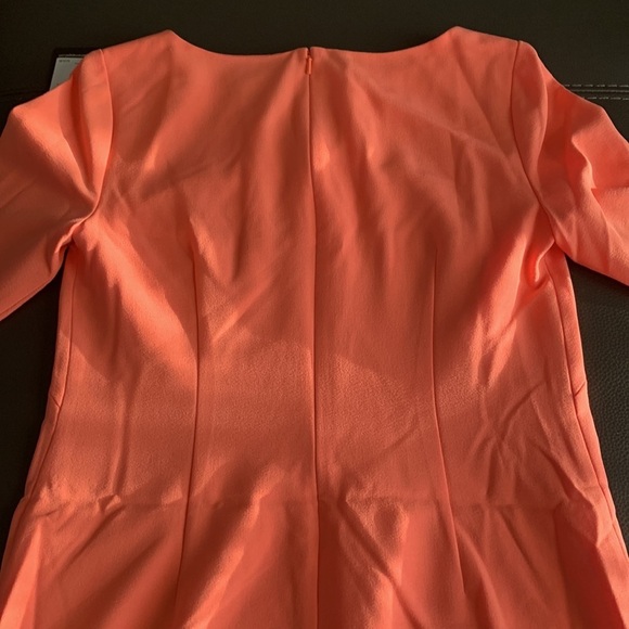 NEW Adrianna Papell Three Quarter Sleeve Crepe Shift Dress Melon Color Size 4 - Picture 7 of 7